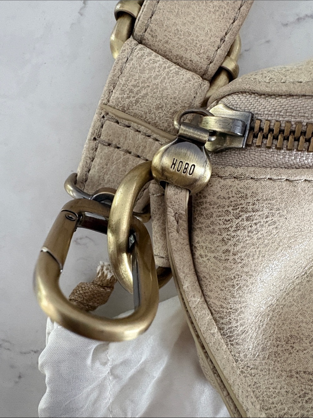HOBO Neutral Beige Leather Mini Belt Bag. - Picture 2 of 7